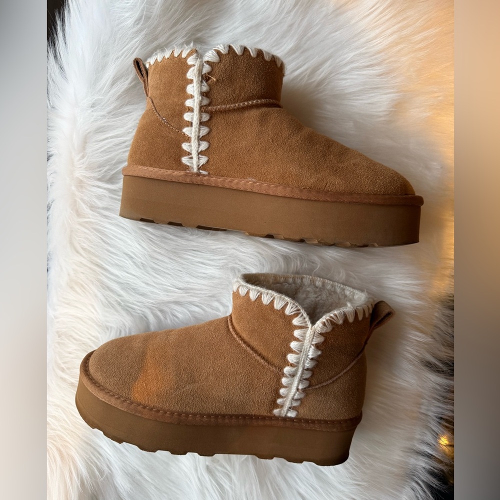Cozy Tan Ankle Boots with White Trim